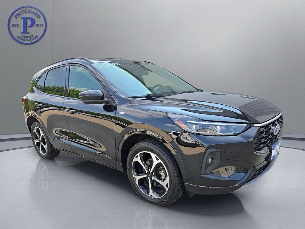 2026 Ford Escape ST-Line Elite in Black — front three-quarter view
