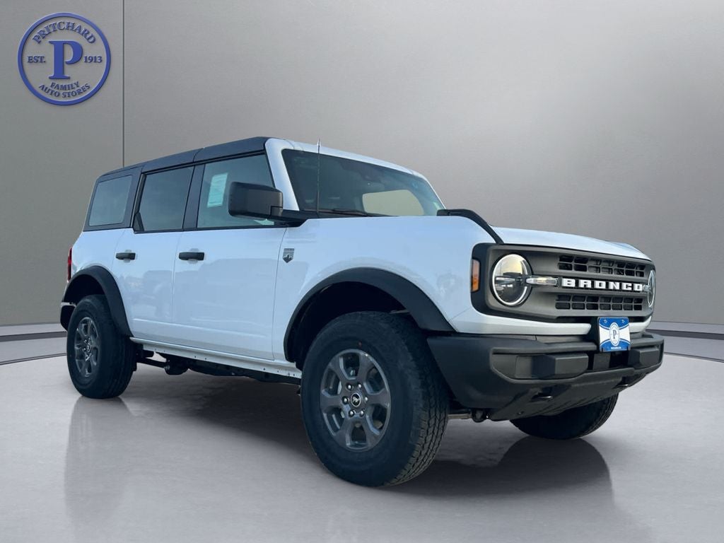 2025 Ford Bronco Big Bend in Oxford White — front three-quarter view